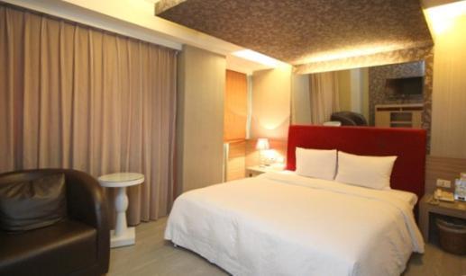 Love Hotel Taipei Extérieur photo